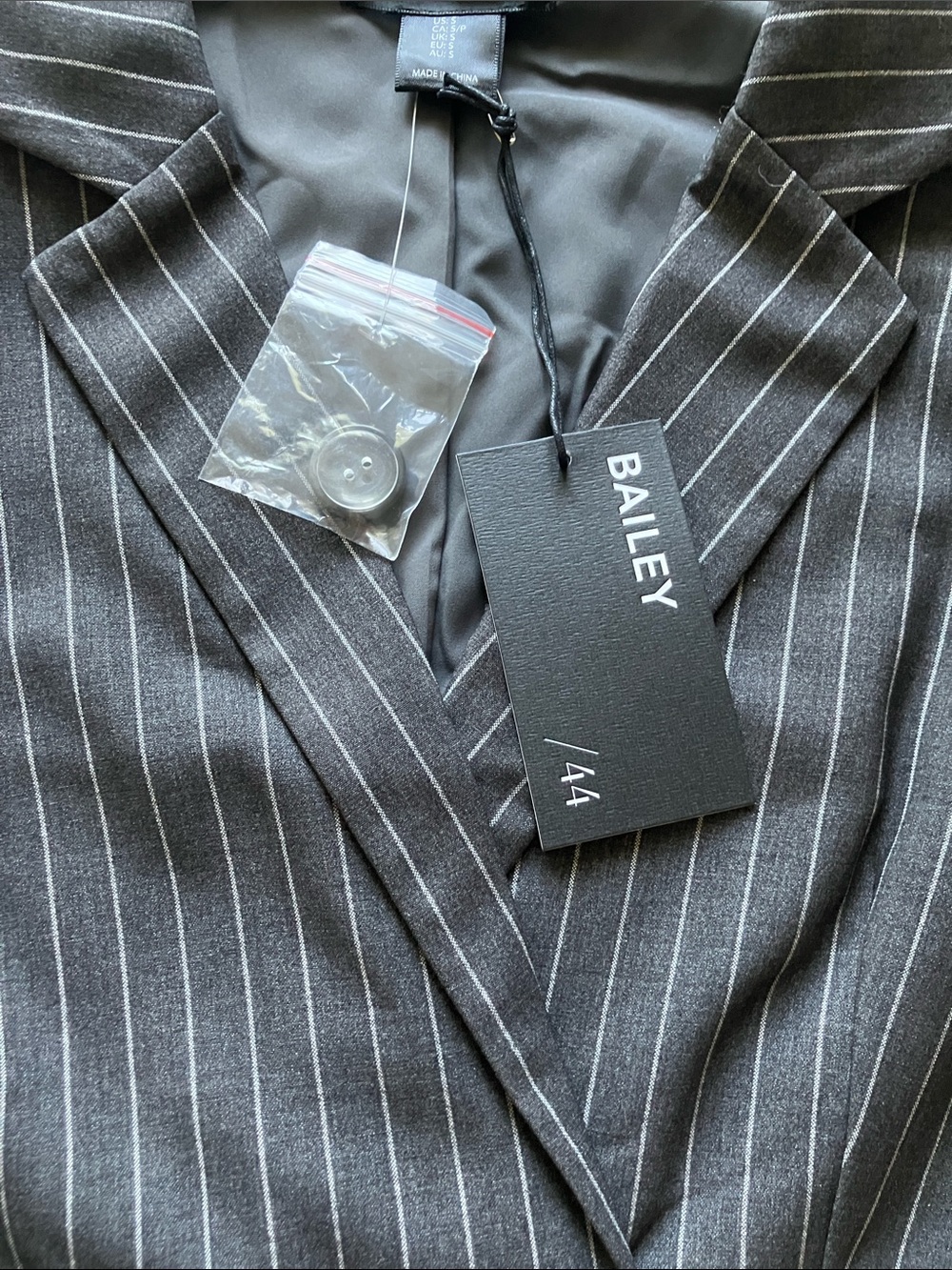 Bailey 45 Pin Stripe Vest (Size Small) NWT - Picture 4 of 11